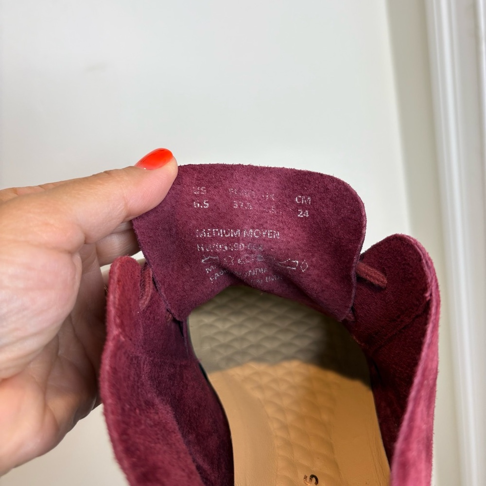 HUSH PUPPIES Red Suede CYRA CATELYN Ankle Booties - Picture 10 of 10